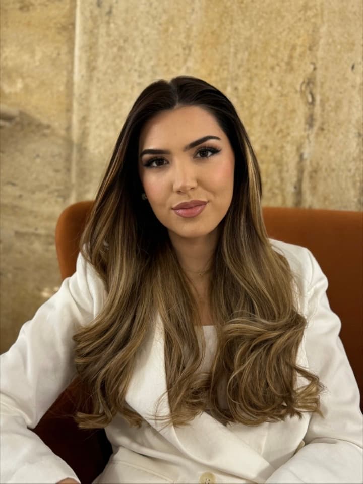 Портрет на Laila Sikander